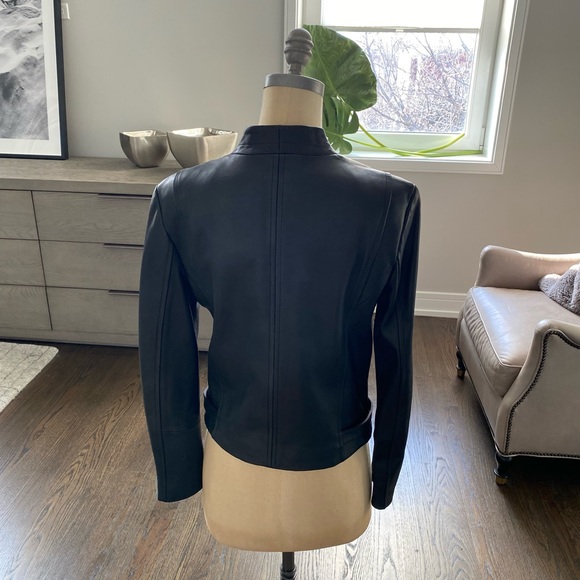 Theory leather jacket , size medium in black color . - Picture 5 of 9